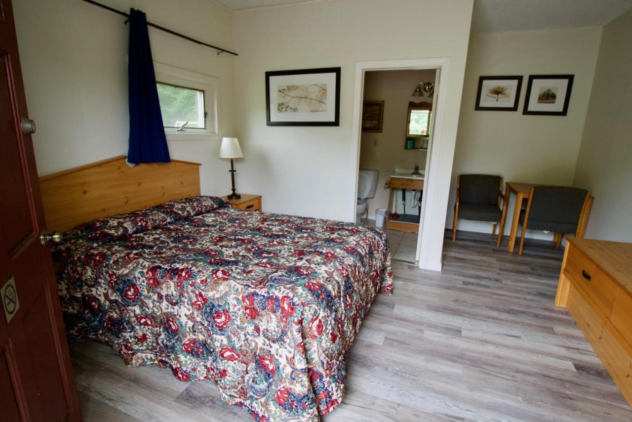 Oakdell Motel Waterford Ct Eksteriør bilde