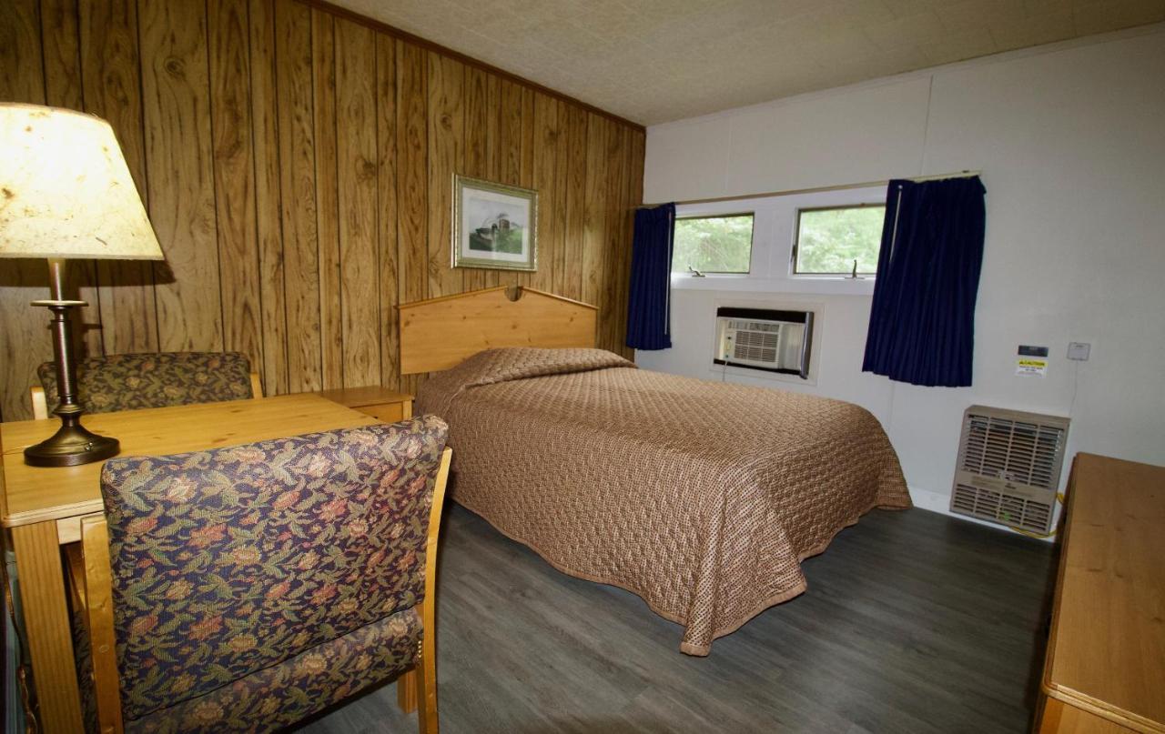Oakdell Motel Waterford Ct Eksteriør bilde